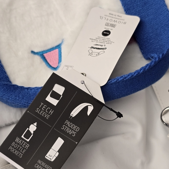 Bioworld Cinnamoroll Blue and White Plush Nylon Backpack Nwt - Picture 8 of 8